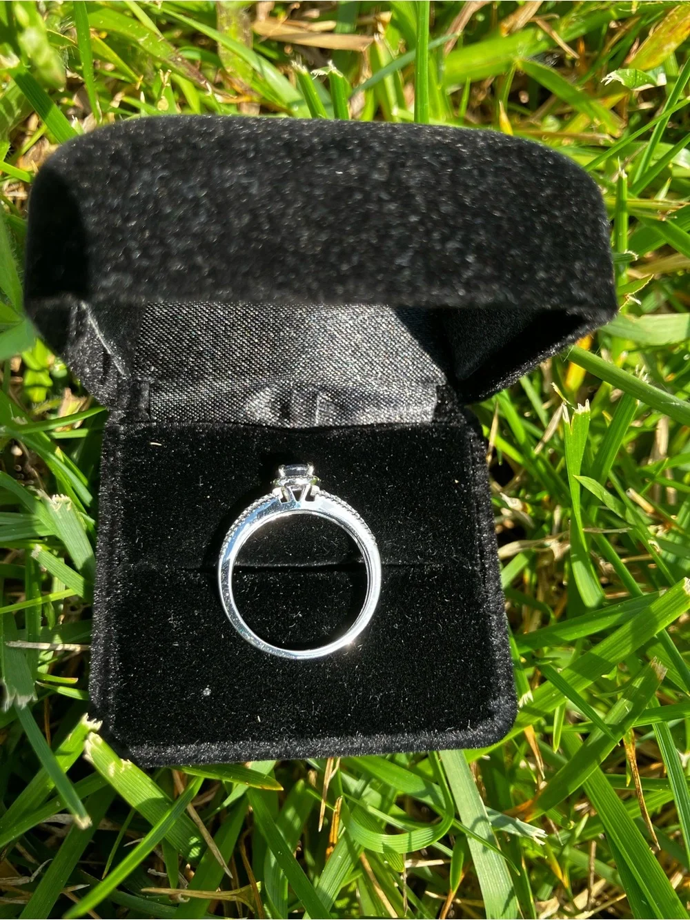 N/A elegant ring